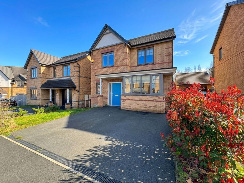 Main image of property: Turnstone Way, Huddersfield, HD4