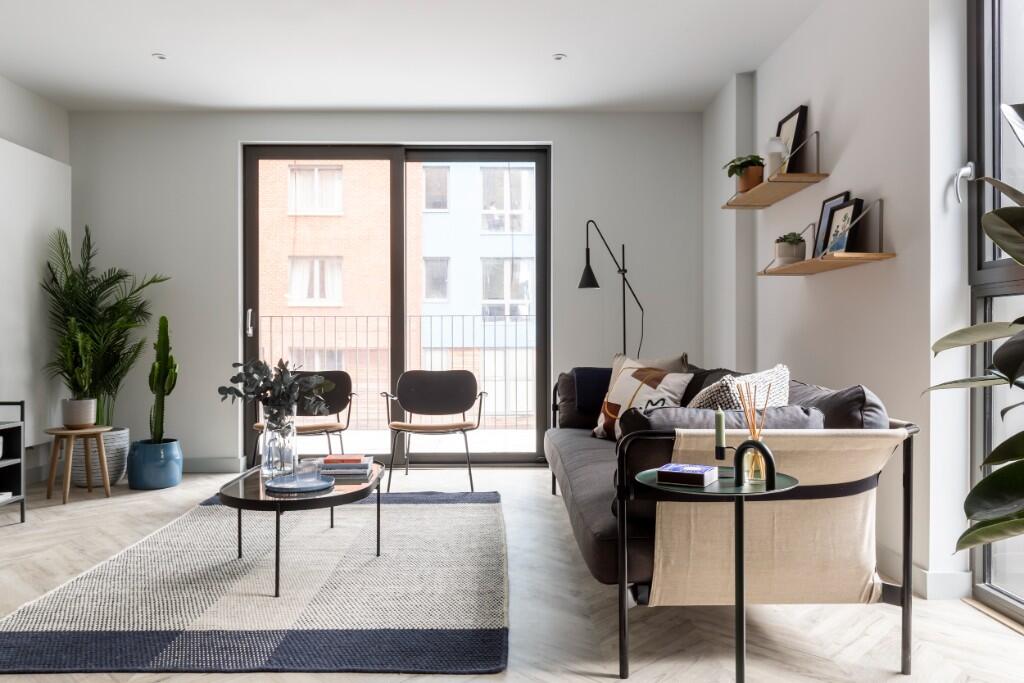 Main image of property: 216 Rosewood