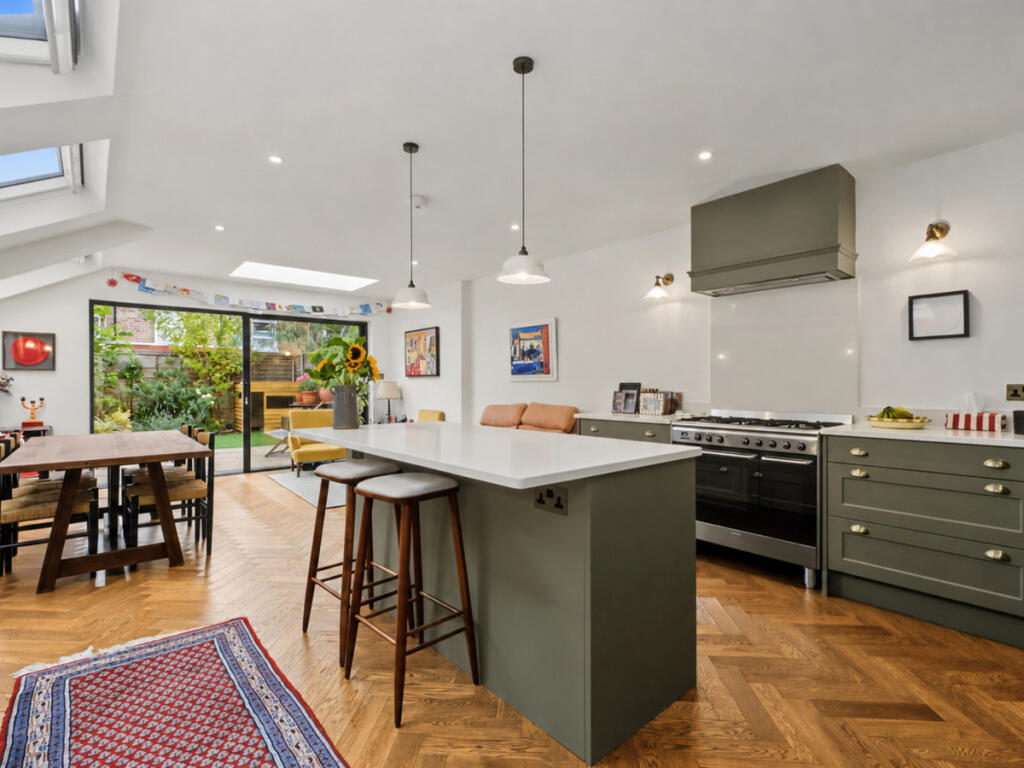 House in London, Queen's Park - View 5