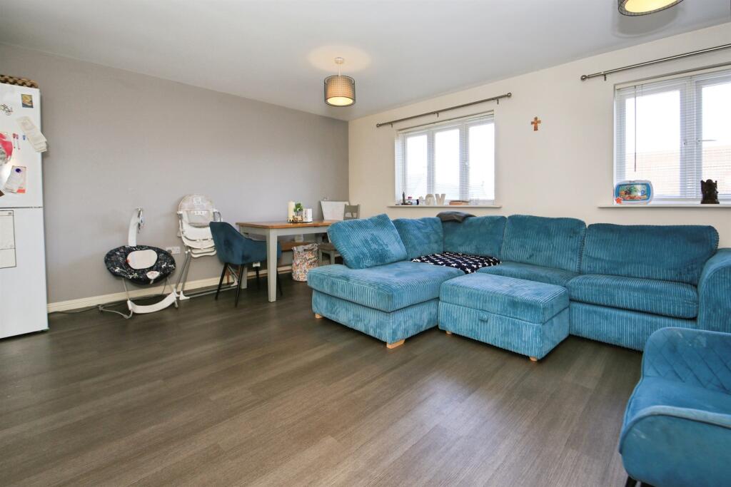 House in Peterborough - View 5
