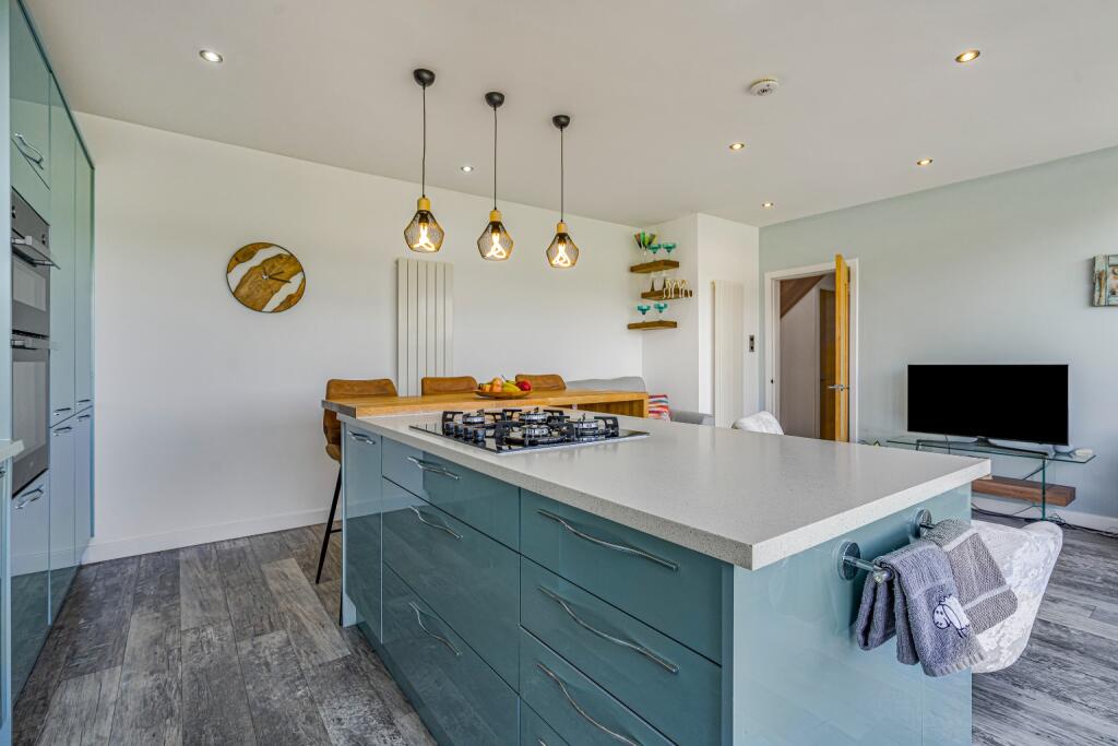 House in Dechmont, West Lothian - View 5