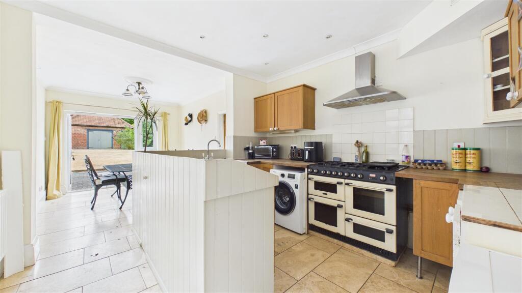 House in Grantham, Corby Glen - View 5