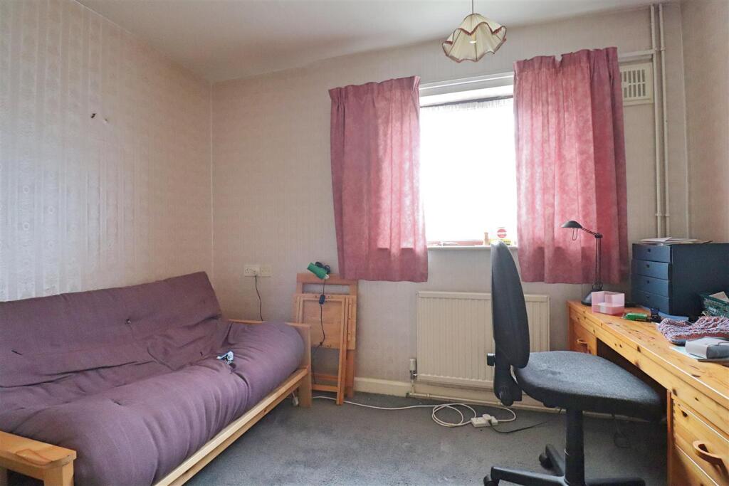 House in Braintree, Shalford - More