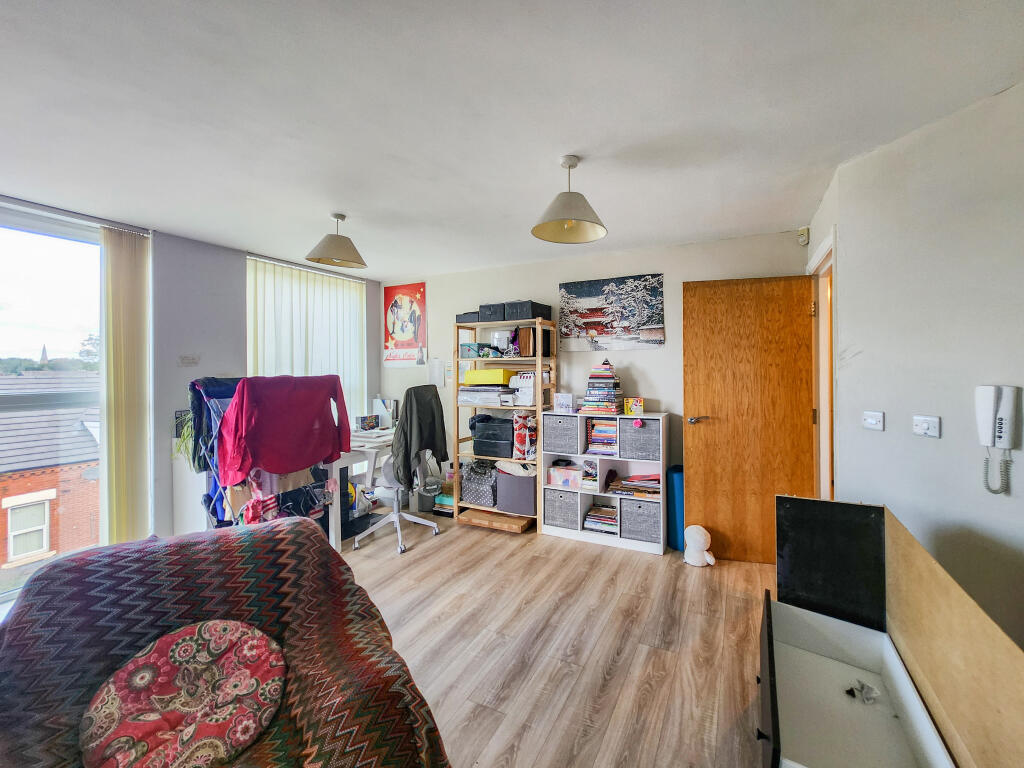 Apartment in Manchester - View 4