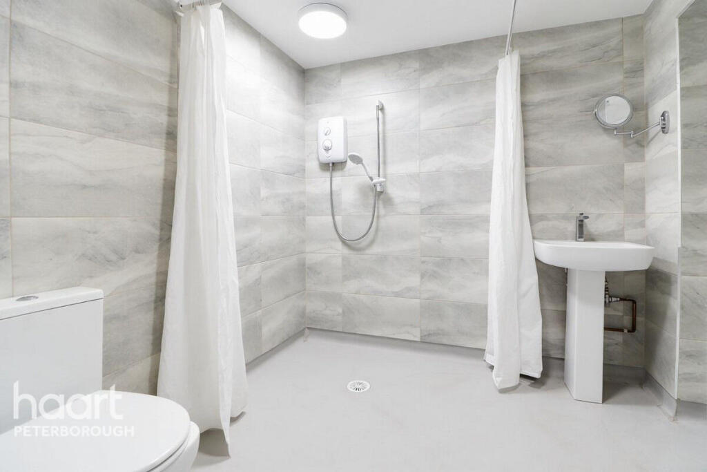 Apartment in Peterborough - View 3