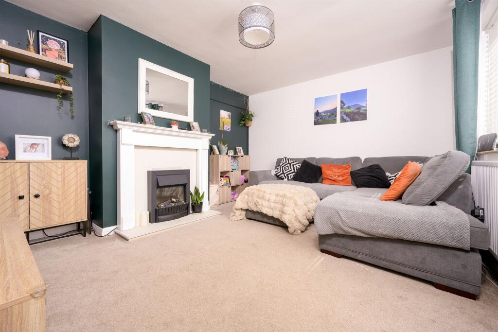 House in Desborough, North Northamptonshire - View 3