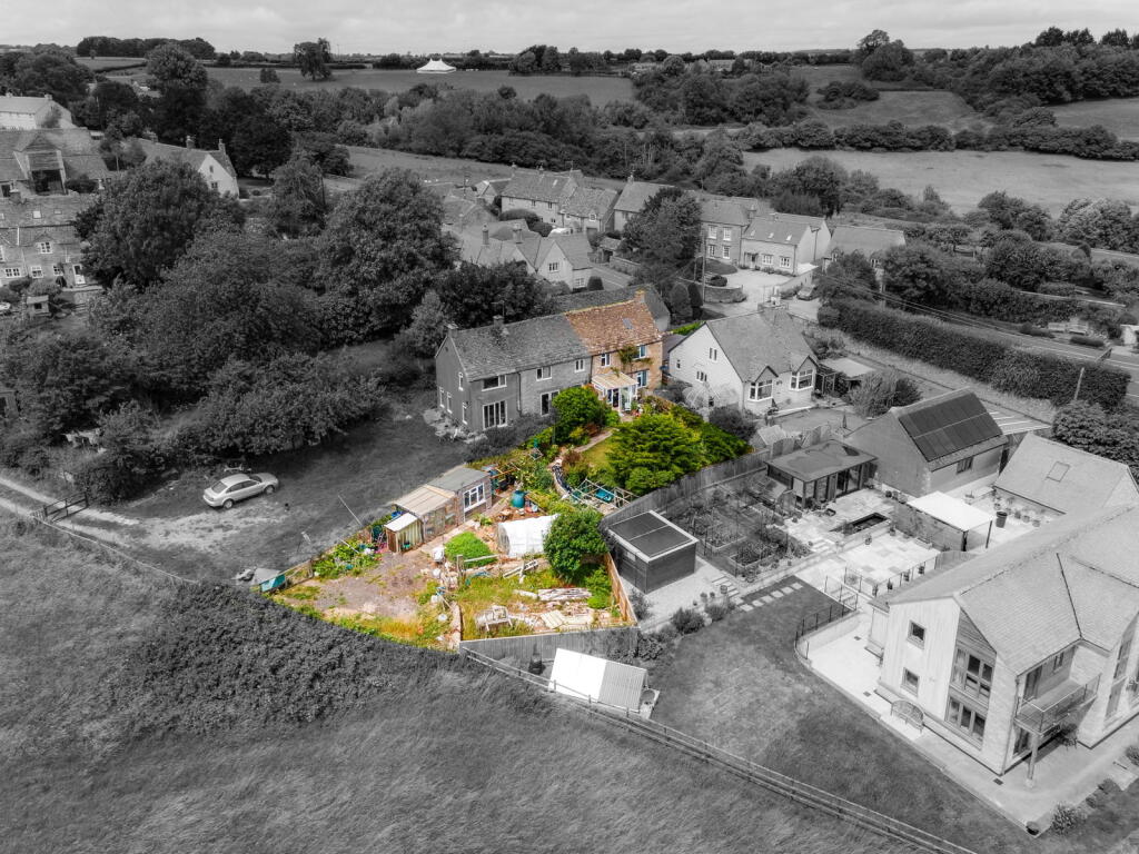 House in Gloucester - View 2