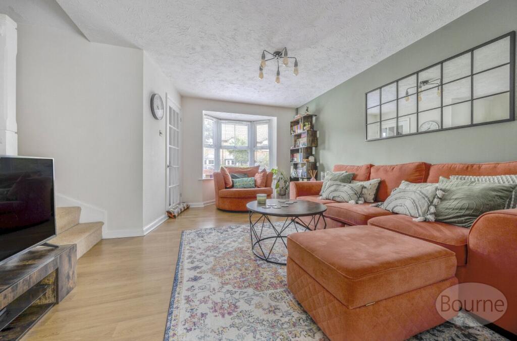 Allee Drive, Liphook, Hampshire, GU30 photo 3