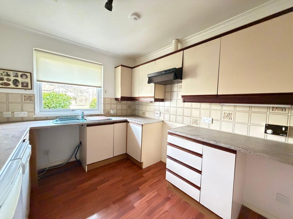 54 Woodside Drive, Forres, IV36 2UF photo 4