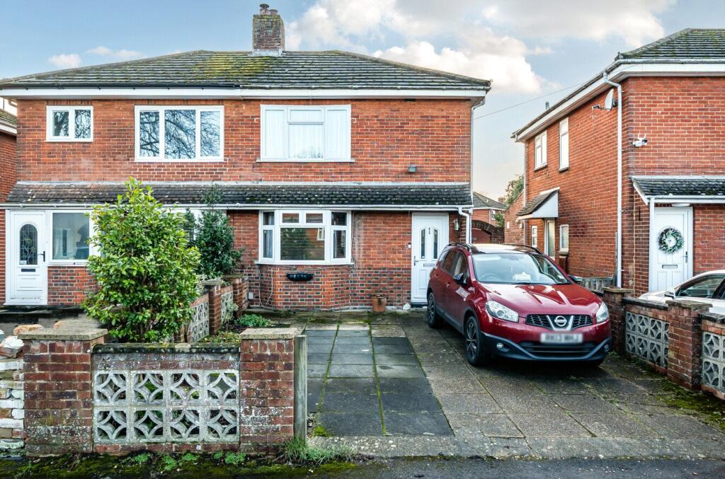 Main image of property: Malmesbury Road, Romsey, Hampshire, SO51