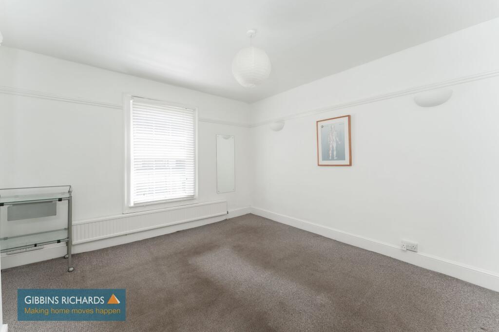 Mantle Street, Wellington, TA21 photo 3