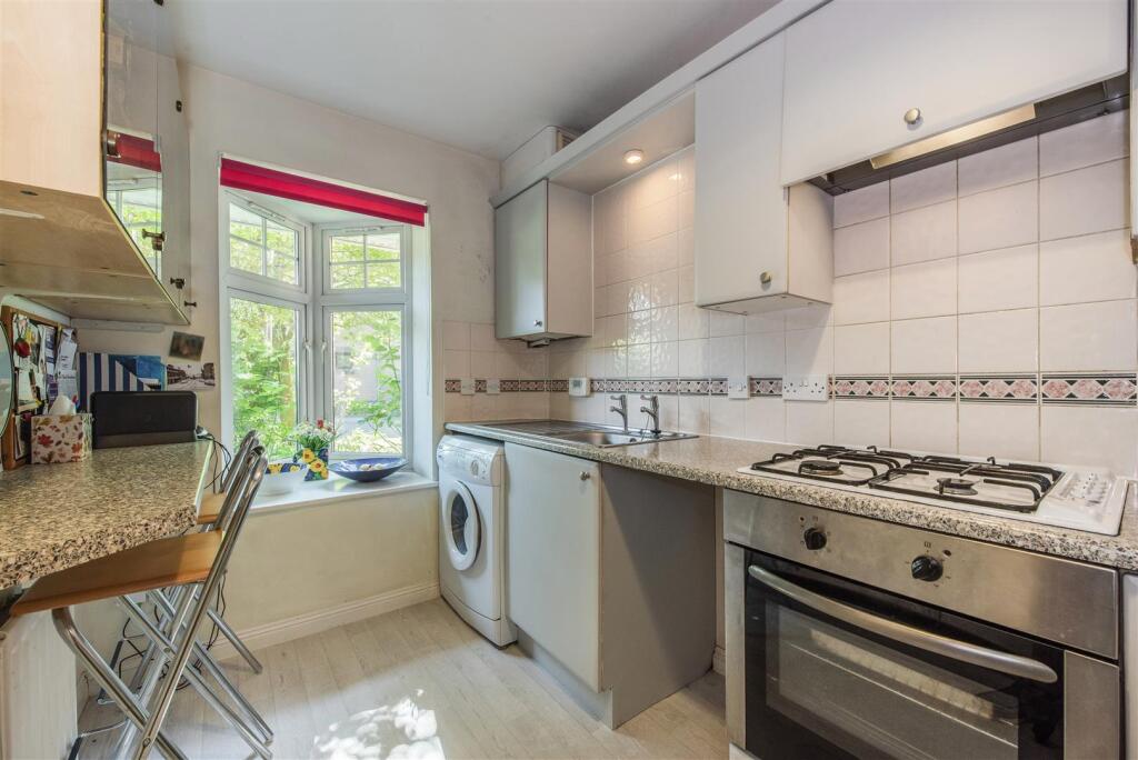 House in Brighton - View 4