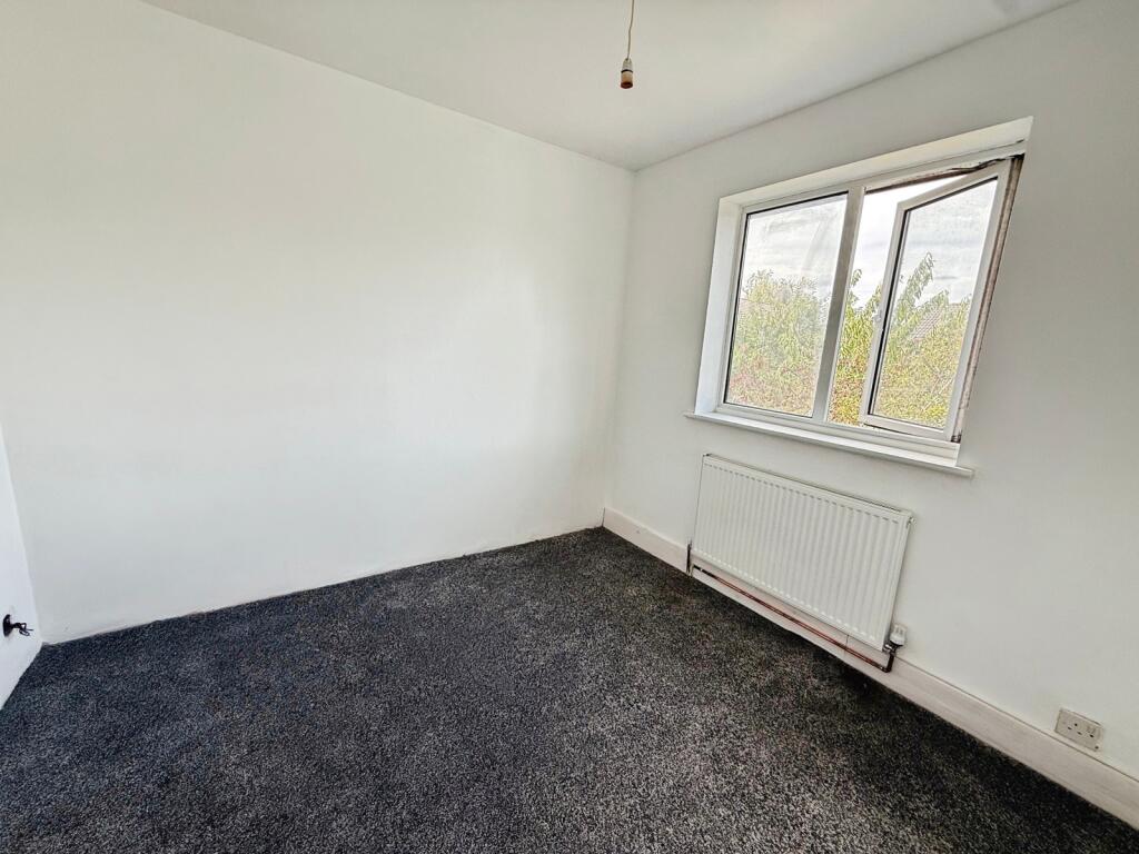House in London, Abbey Wood - More