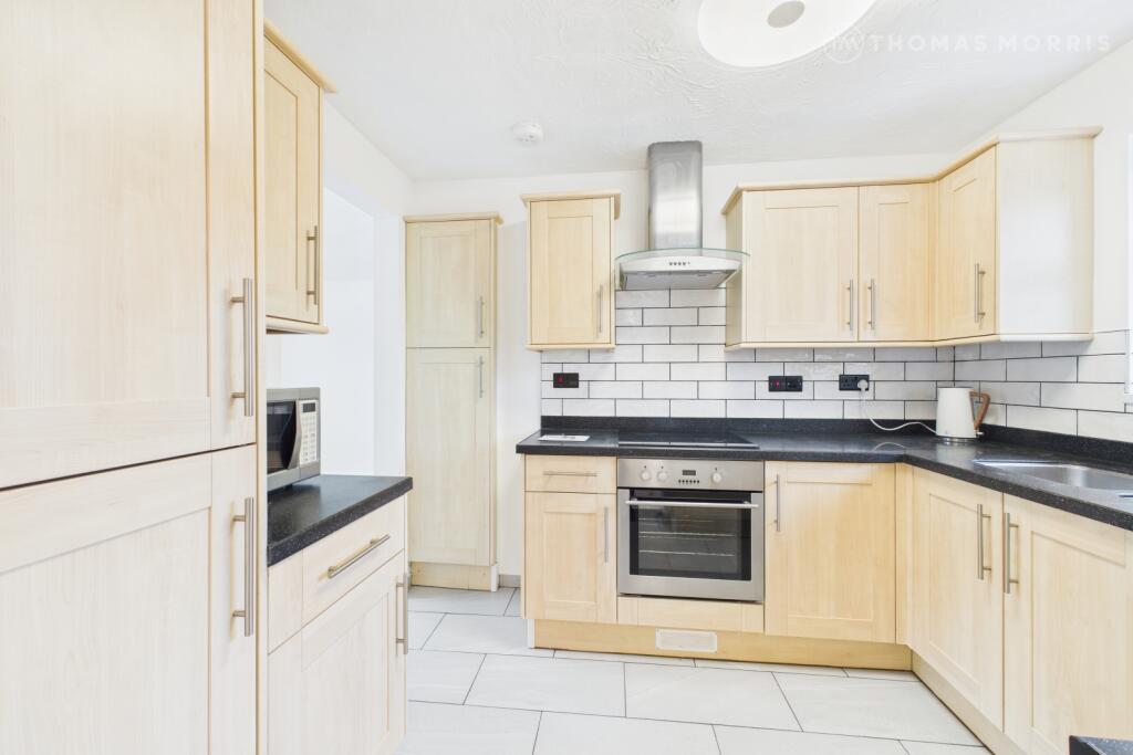 Green End Road, Sawtry, Huntingdon, PE28 photo 3