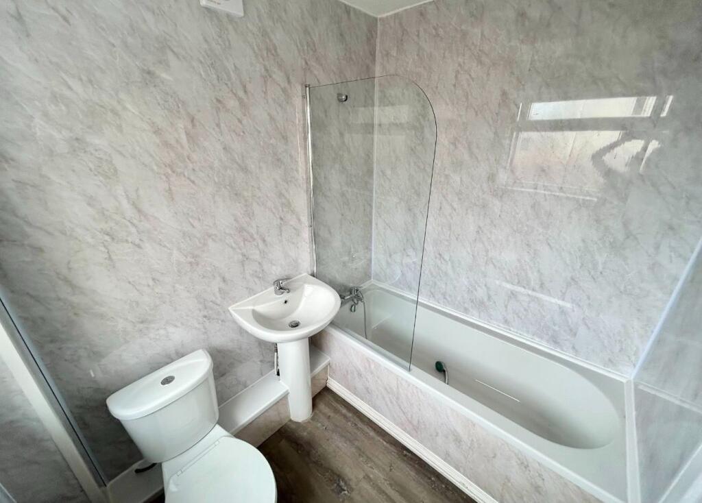 House in Sunderland, Little Eppleton, Hetton - More