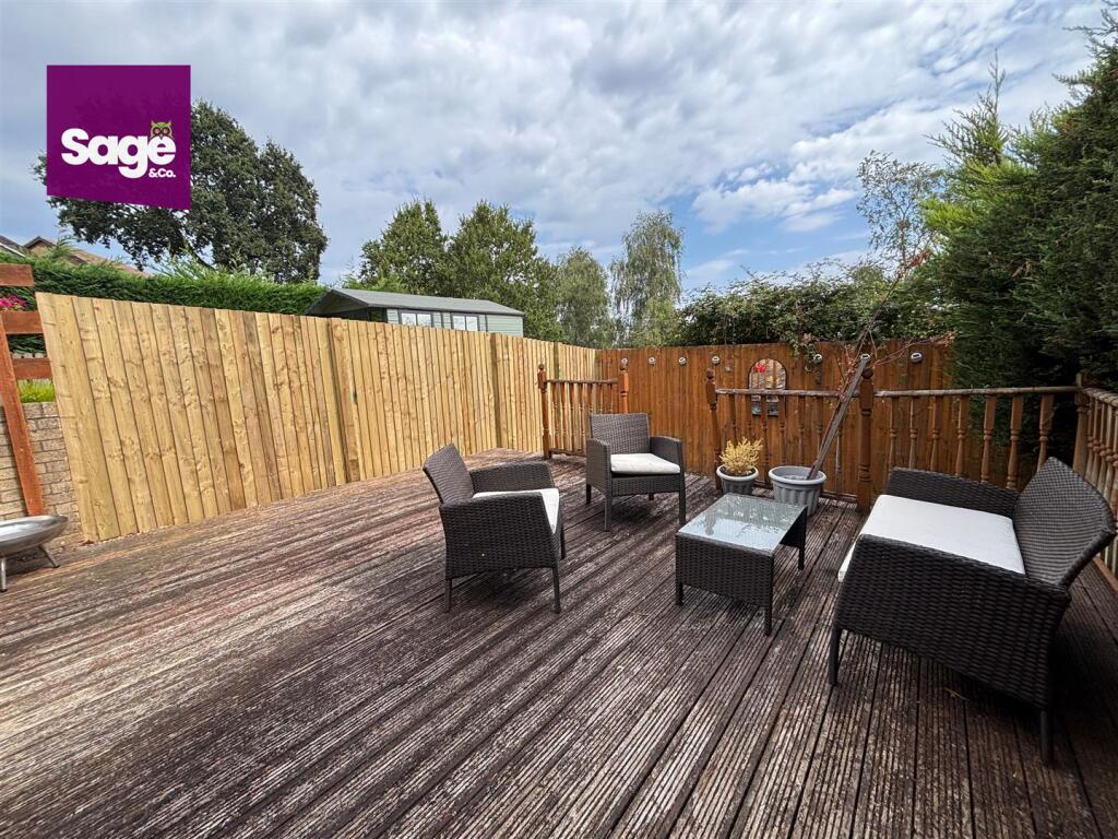 House in Newport - View 2