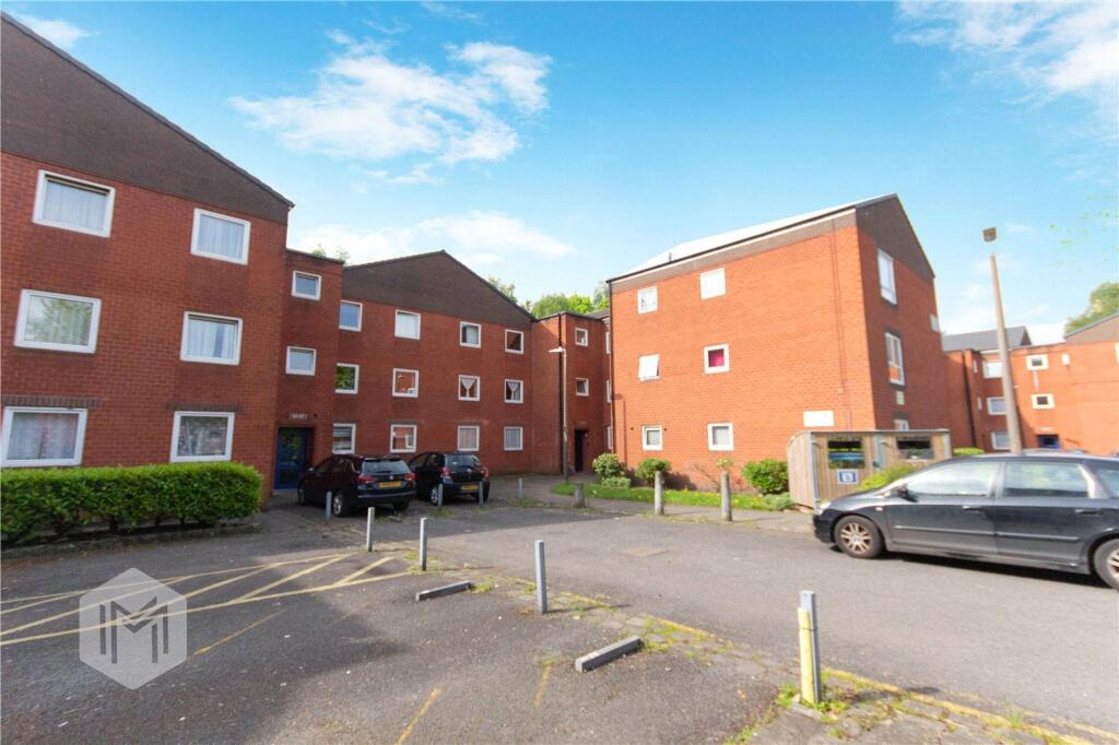 1-bed flat on Paderborn Court, Bolton, BL1, £80,000