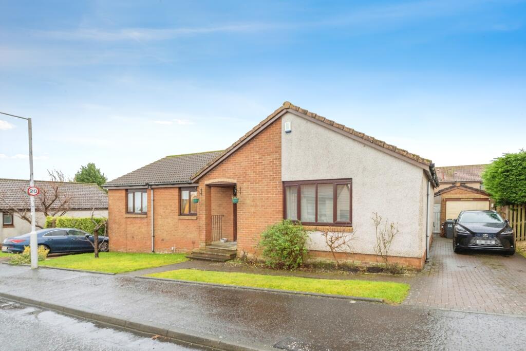 Main image of property: Bath Street, Kelty, KY4