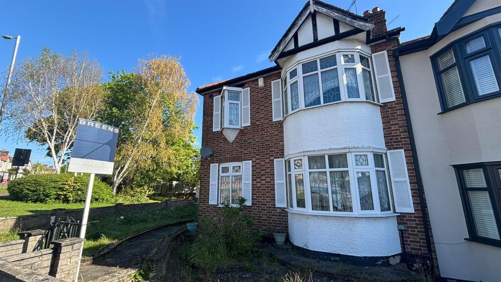 Main image of property: Coolgardie Avenue, Highams Park