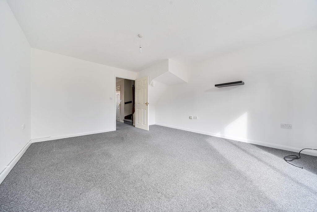 House in Milton Keynes - View 3