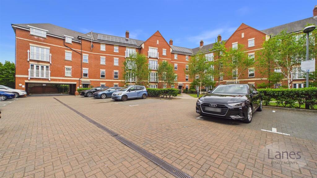 Main image of property: Eleanor Cross Road, Waltham Cross