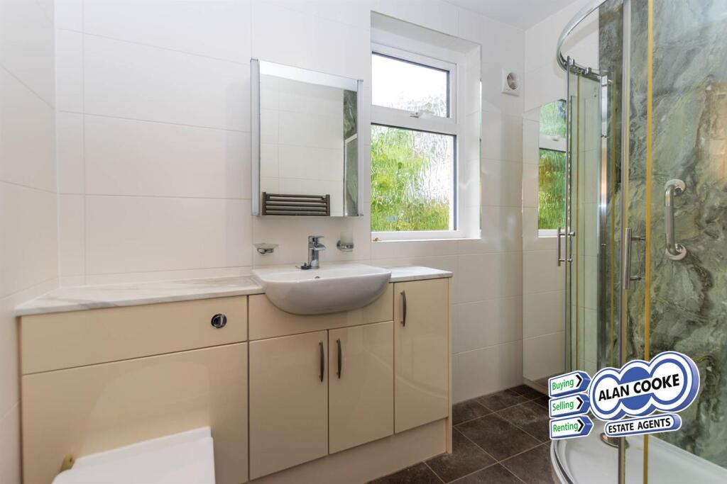 House in Leeds - View 5
