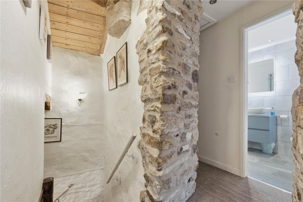 Additional image 10 of Town Top, Skipton Old Road, Foulridge, Lancashire, BB8