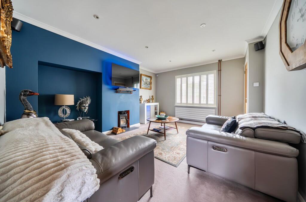 House in Test Valley, Shipton Bellinger - View 4