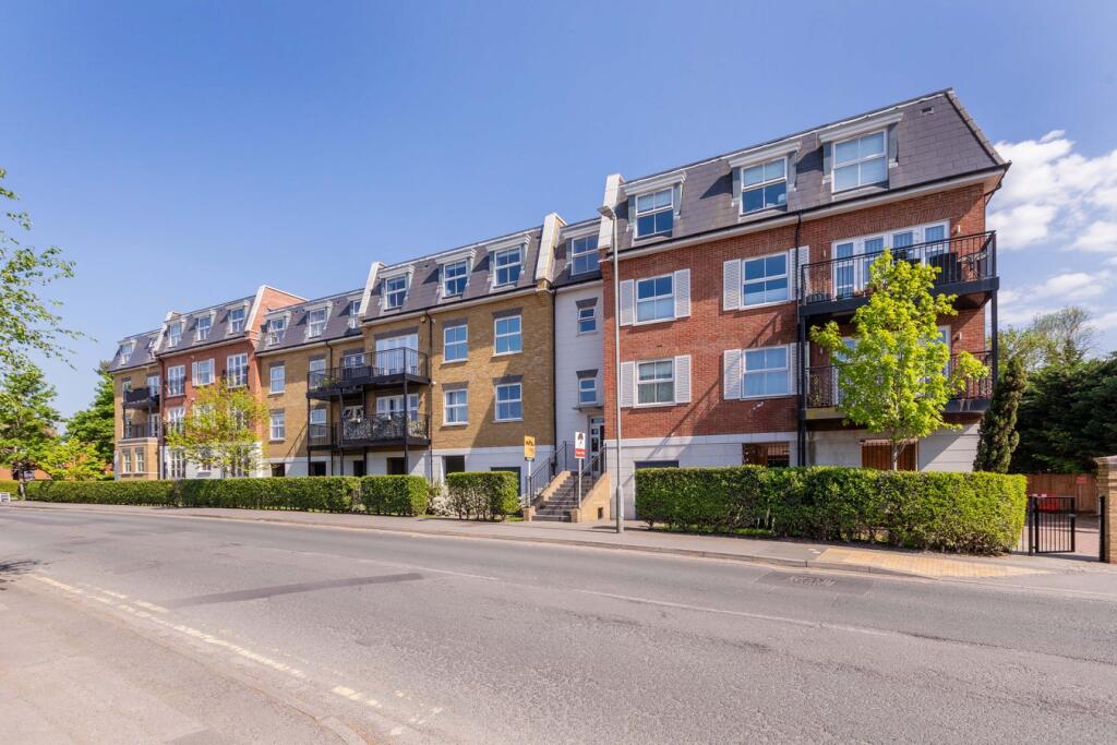 Main image of property: Amber Place, Oldfield Road, Maidenhead, SL6