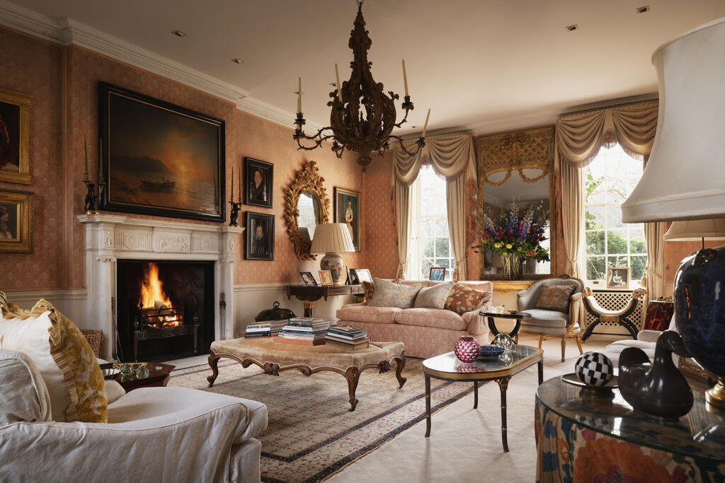Ormeley Lodge Estate, Richmond, London, TW10 photo 4