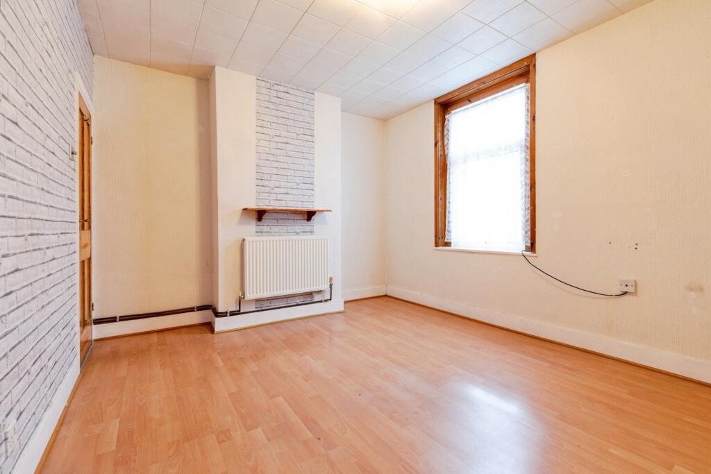 House in Rochester - View 4