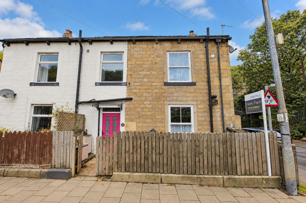 House in Todmorden, Vale - View 4