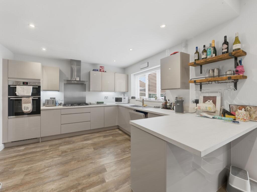 House in Sheffield - View 4