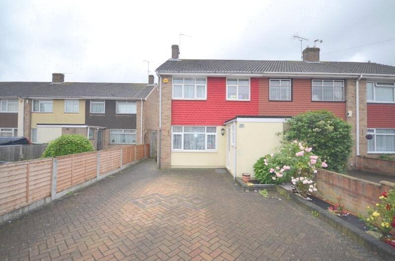 Main image of property: Baillie Close, Rainham, Essex, RM13