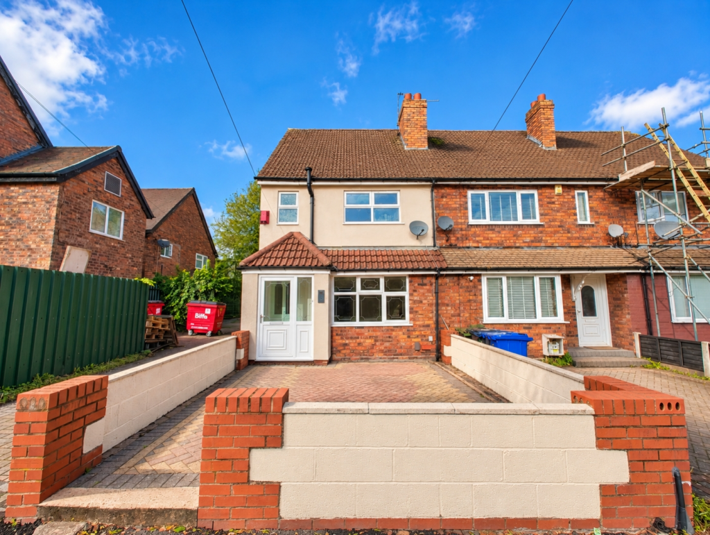 3-bed terraced on Langley Avenue, Bilston, WV14, £200,000