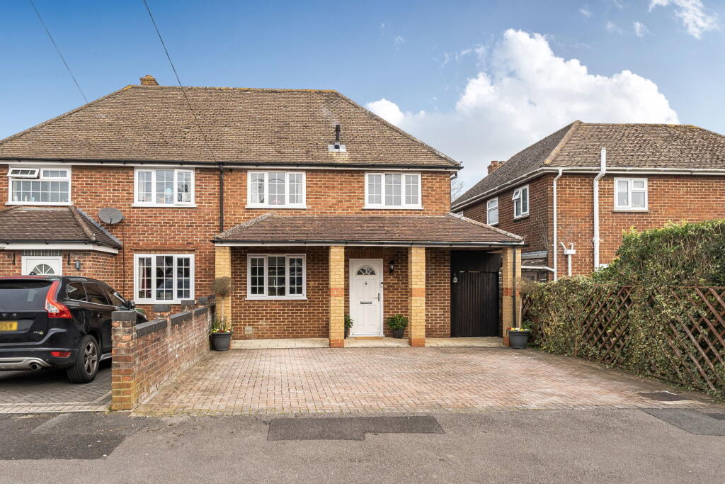 Main image of property: Hillary Road, Basingstoke RG21 5TW