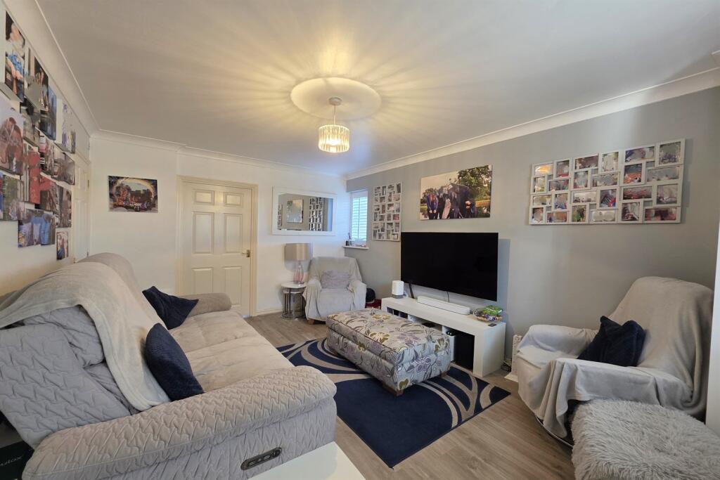Apartment in Braintree, Great Notley - More