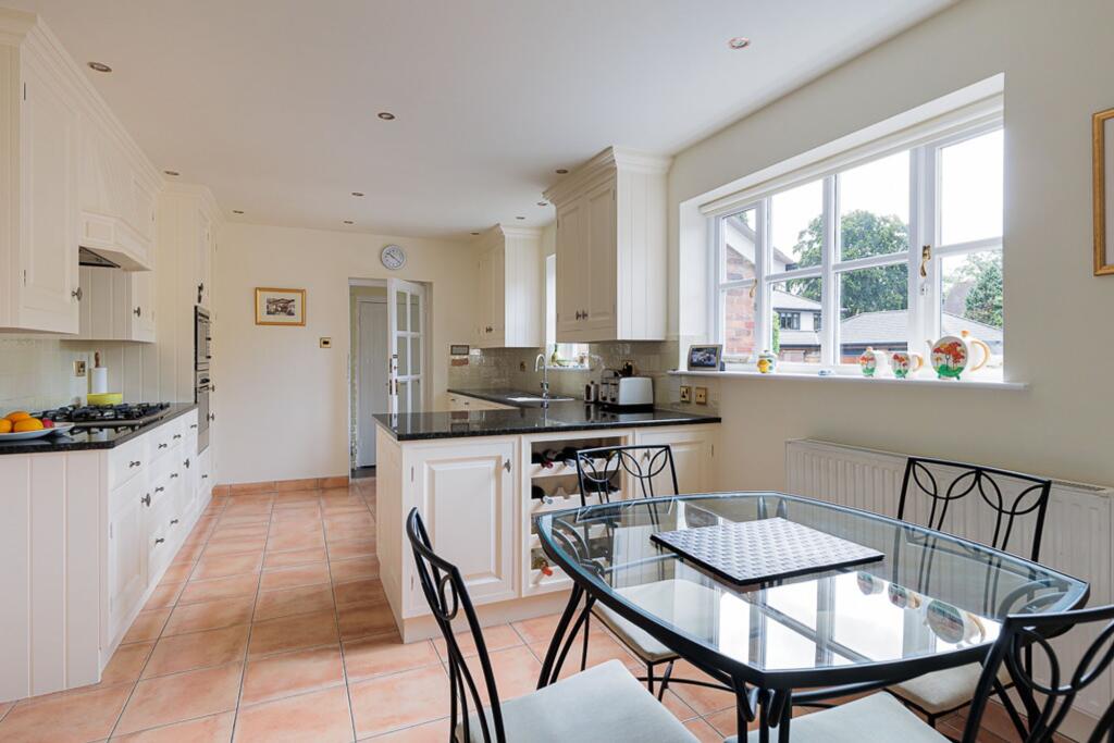 House in Knutsford, Cheshire East - View 5