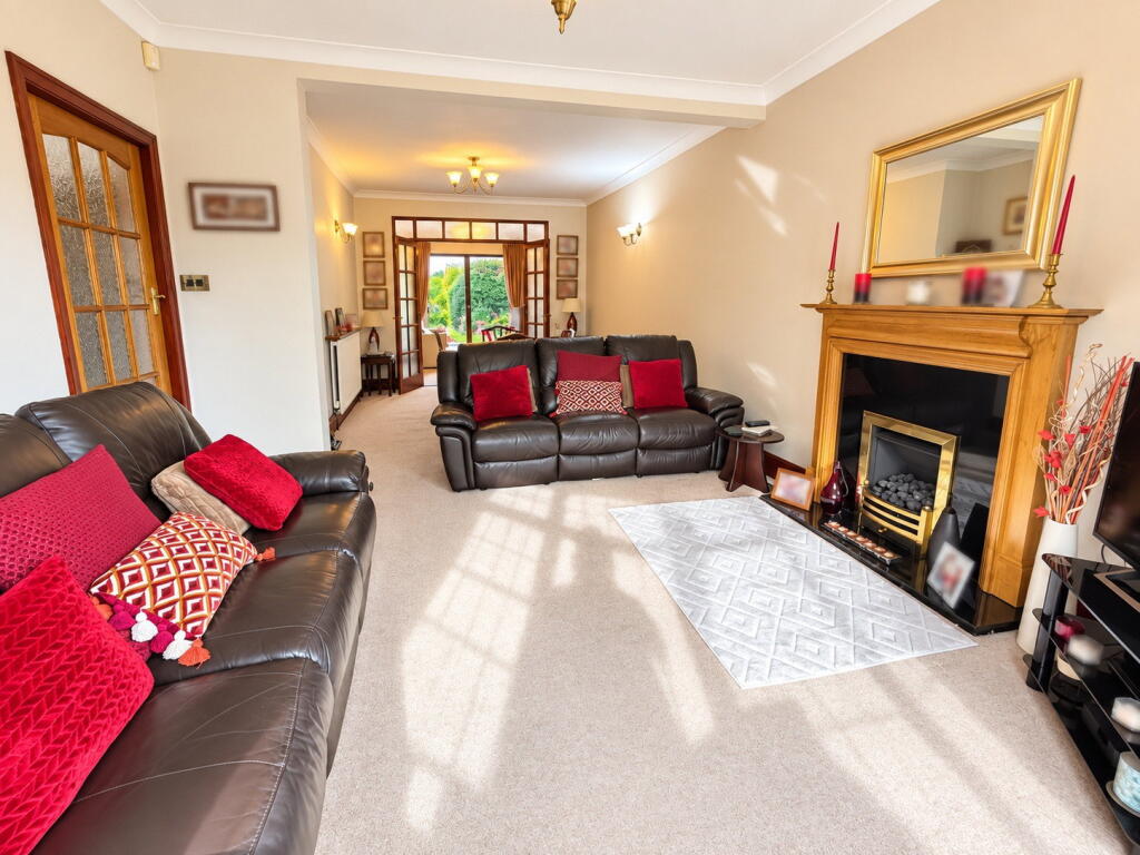 House in Dudley, West Midlands - More
