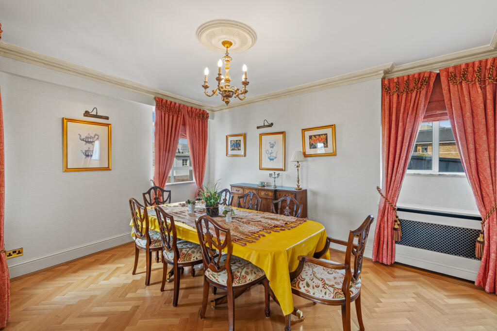 Apartment in London - View 5