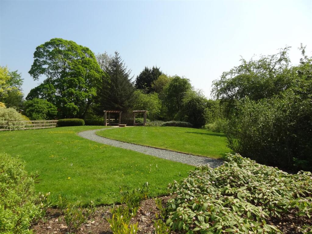 Apartment in Shrewsbury - View 2