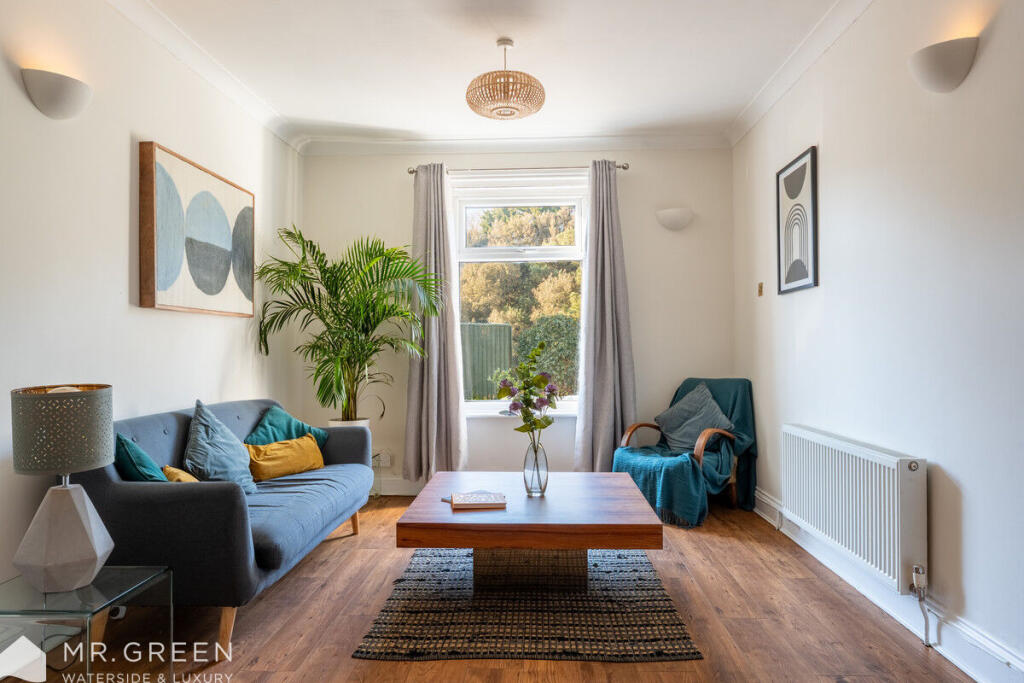 House in Christchurch, Pokesdown, Bournemouth - View 2