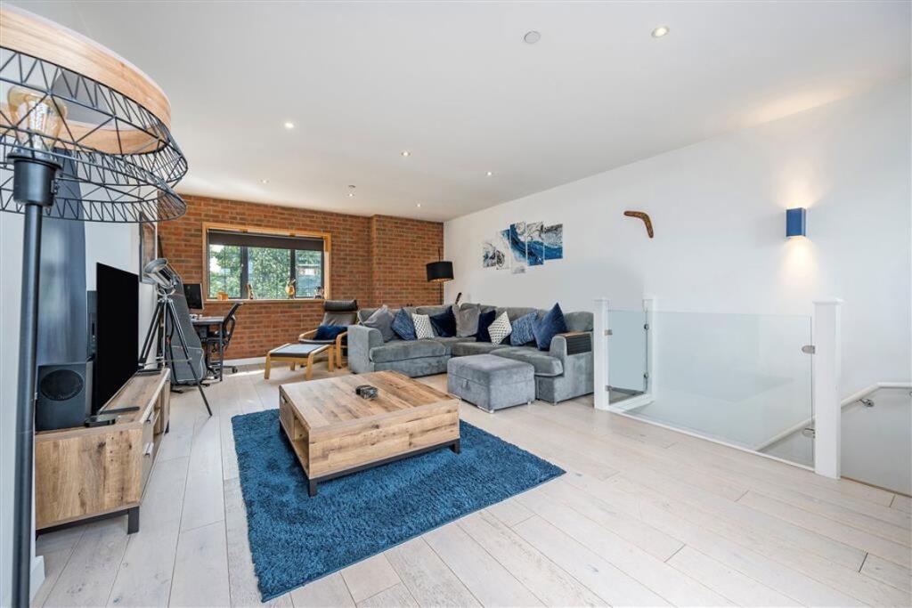 Main image of property: St. James's Road, Bermondsey