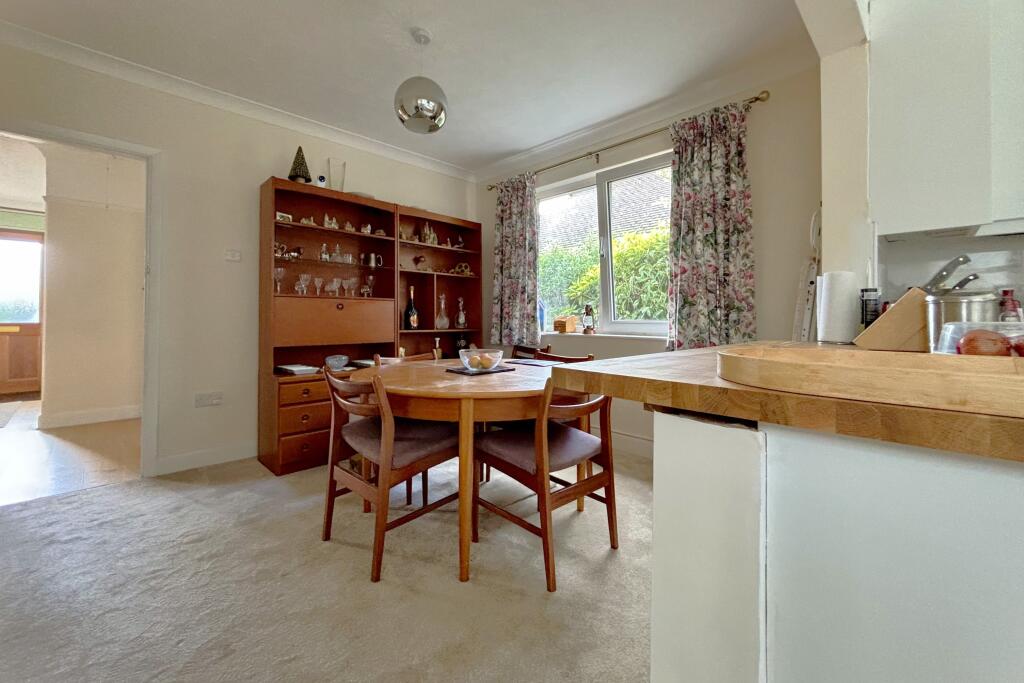 Northdene Road, Chandler's Ford, Eastleigh, SO53 photo 4