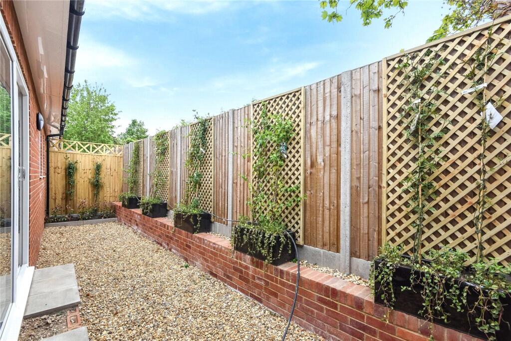 Prospect Street, Reading, Berkshire, RG1 photo 5