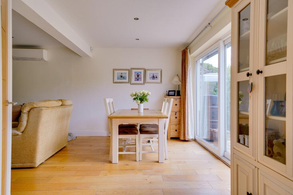 House in Royston, Bassingbourn-cum-Kneesworth - More