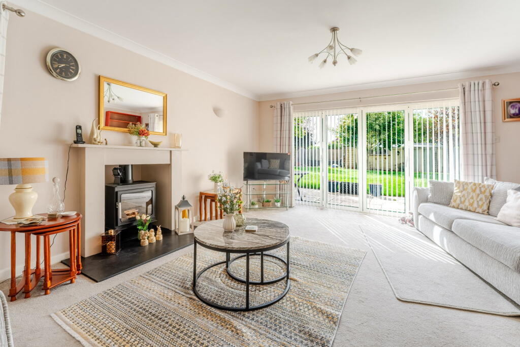 House in Claverham - More