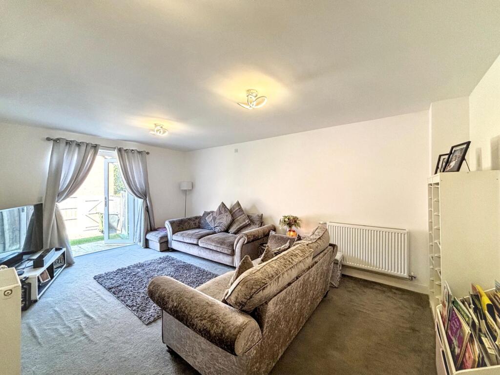 Gracelands Drive, Bexhill-on-Sea, TN39 photo 2