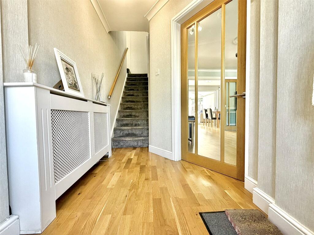 House in Wirral, Liverpool City Region - View 3