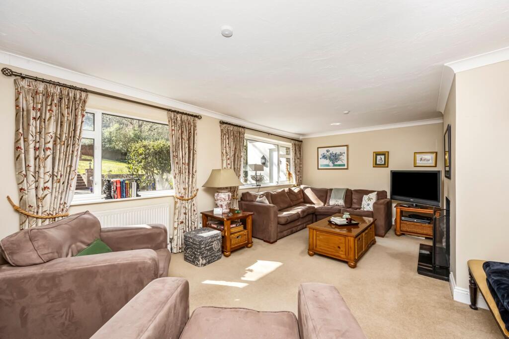 Glenmore Road, Crowborough, TN6 photo 4